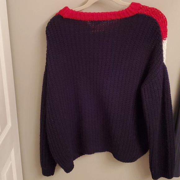 Sweater - Picture 2 of 3